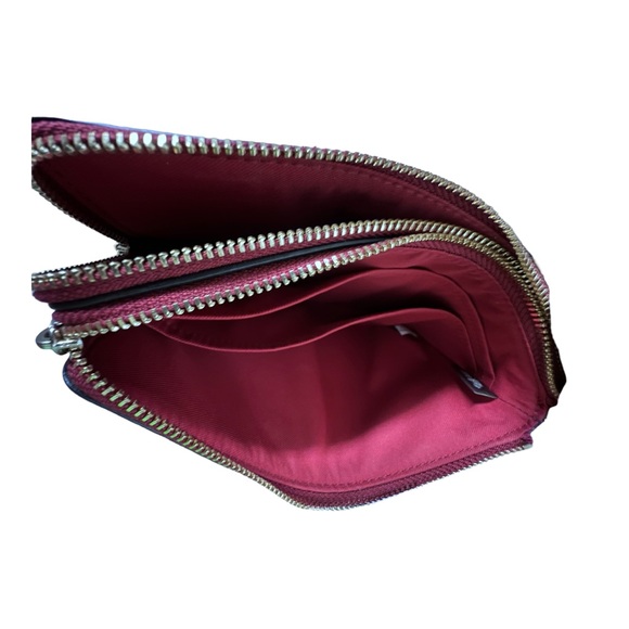 Coach double wristlet - Picture 3 of 8